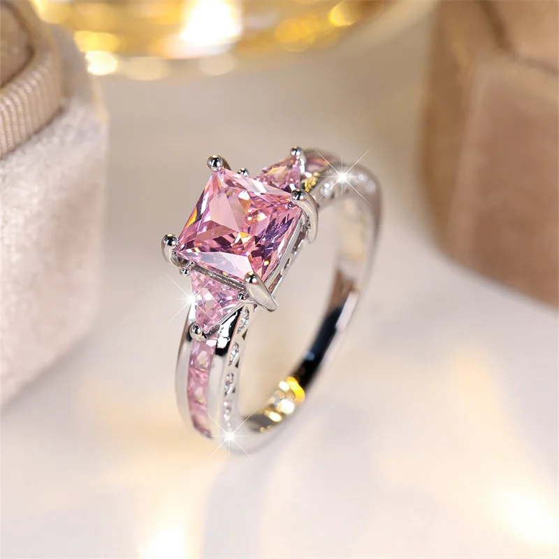 Hi-vin Elegant Pink Crystal Solitaire Engagement Ring